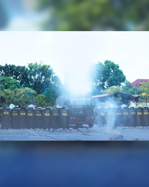 Sinergi Taktis Brimob dan Polda Sumut Matangkan Sispamkota Lewat Tactical Floor Game