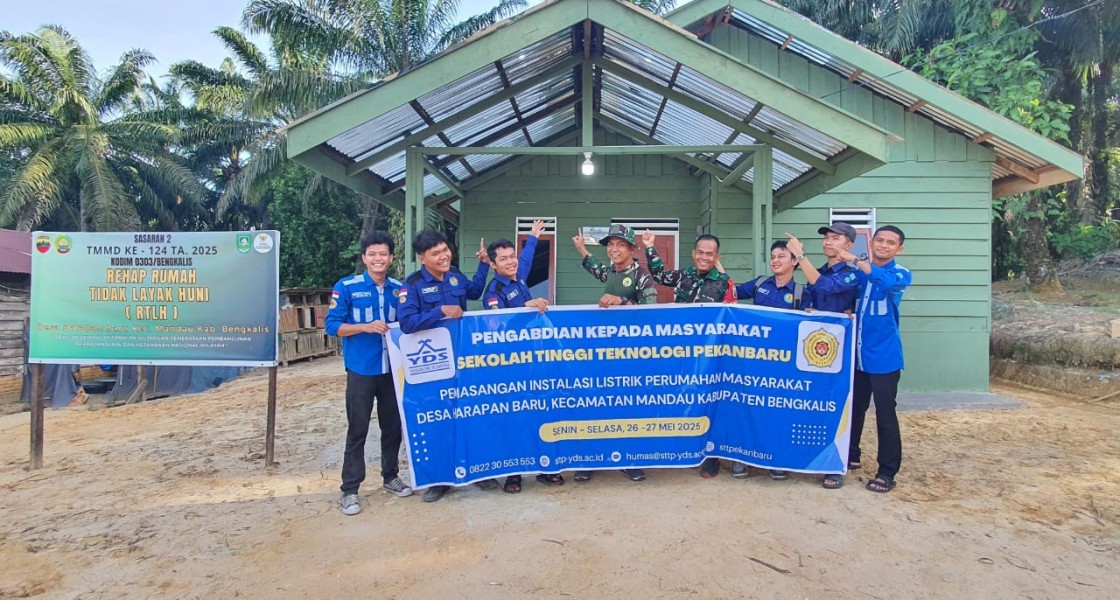 Program TMMD Kodim Bengkalis Terangi Harapan Baru Lewat Instalasi Listrik Gratis