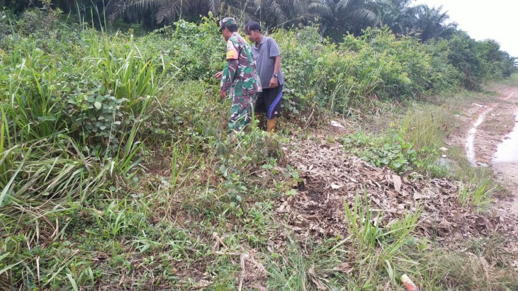 Serda Iwan Sahputra Tingkatkan Kesadaran Warga Tentang Bahaya Karhutla di Wilayah Koramil 03 SS