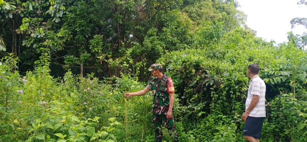 Wilayah Rawan Karhutla Desa Lukit Dipantau Ketat Babinsa