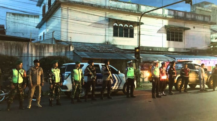 Patroli Subuh Ramadhan, Brimob dan TNI-Polri Jaga Ketertiban Kota Tebbing Tinggi