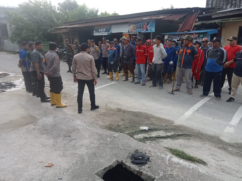 Dandim 0320/Dumai: Kolaborasi TNI dan Masyarakat Melalui Gotong Royong