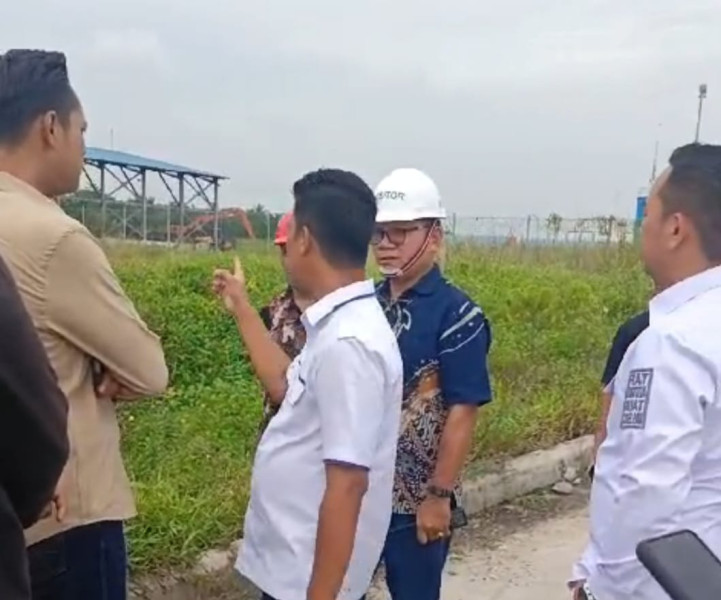 Penimbunan Sungai Nerbit Kecil oleh PT OSM Terkuak Saat Komisi II DPRD Dumai Turun ke Lapangan