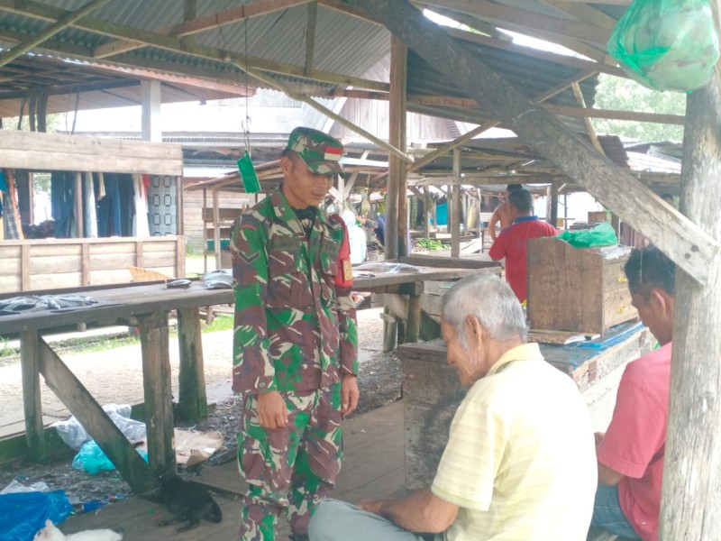 Keharmonisan Warga Merbau Diperkuat Melalui Komsos Babinsa