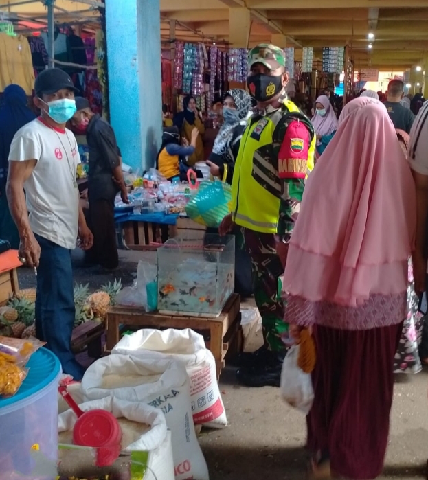 Serda Karman Ajak Masyarakat Terapkan Prokes Di Lingkungan Pasar Sungai Apit