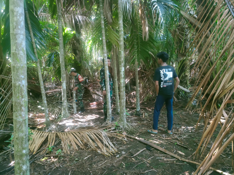Babinsa Ajak Masyarakat Perketat Pengawasan Lahan di Wilayah Rawan Karhutla