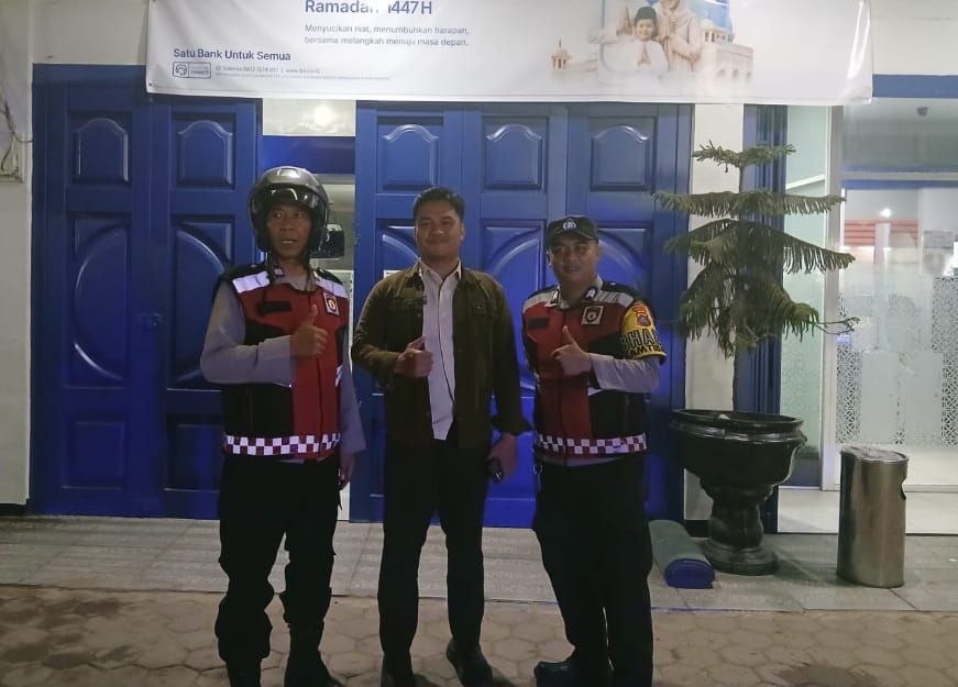 Polsek Sosa Gelar Patroli Blue Light, Cegah Gangguan Kamtibmas