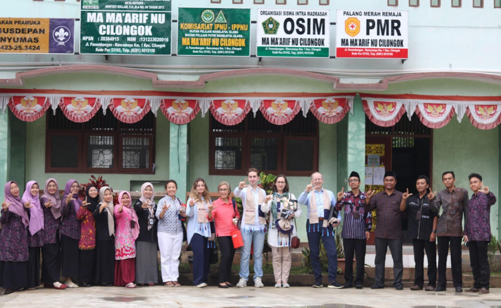 MA Ma'arif NU 1 Cilongok dikunjungi Yayasan Van Empel Goldman Foundation Dan Jalin Kemitraan Pendidikan