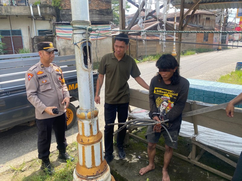 Curi Kabel Lampu Jalan, Seorang Pemuda Diamankan Satreskrim Polres Rohul di Simpang Supra Babussalam