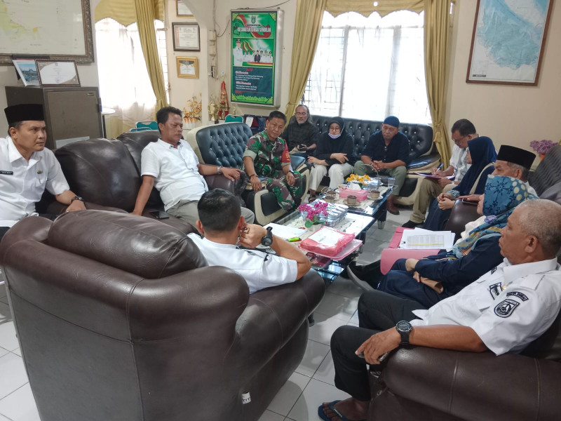 Komsos Babinsa Koramil 03 Sungai Sembilan Perkuat Kemanunggalan TNI dan Rakyat