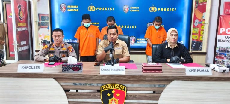 Polres Kampar Berhasil Tangkap 3 Pelaku Pembunuh Ketua SPTI Desa Kasikan dan 2 Lainnya Masih DPO