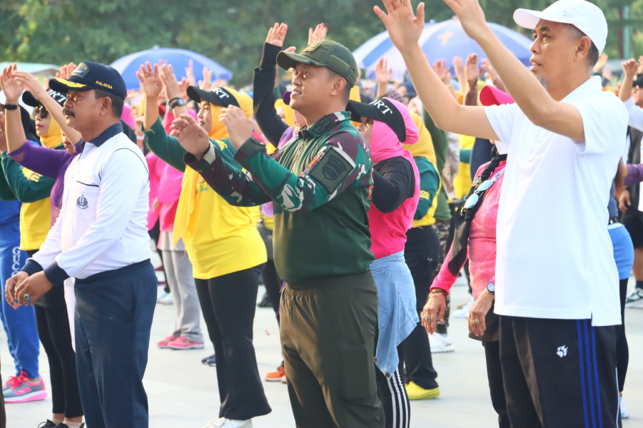 Dandim 0320/Dumai Ikuti Senam Sehat Idaman di Lapangan Bukit Gelanggang