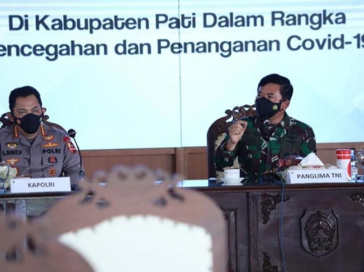 Panglima TNI dan Kapolri lakukan Pengecekan Vaksinasi di Kabupaten Pati, Jawa Tengah 