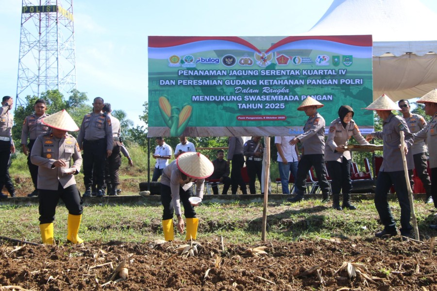 Polres Rokan Hulu Gelar Penanaman Jagung Serentak Kuartal IV Dukung Swasembada Pangan Nasional