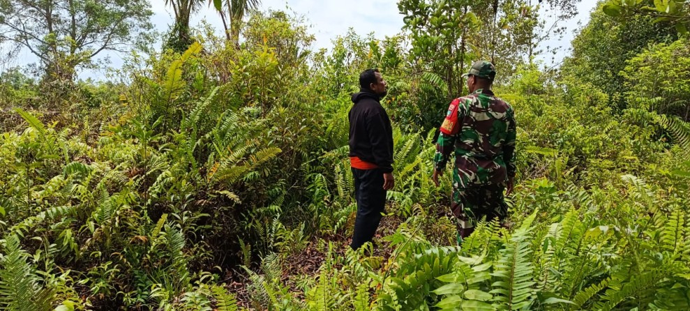 Cegah Kebakaran Lahan Gambut, Serda Syahrul Intensifkan Patroli dan Sosialisasi Karhutla
