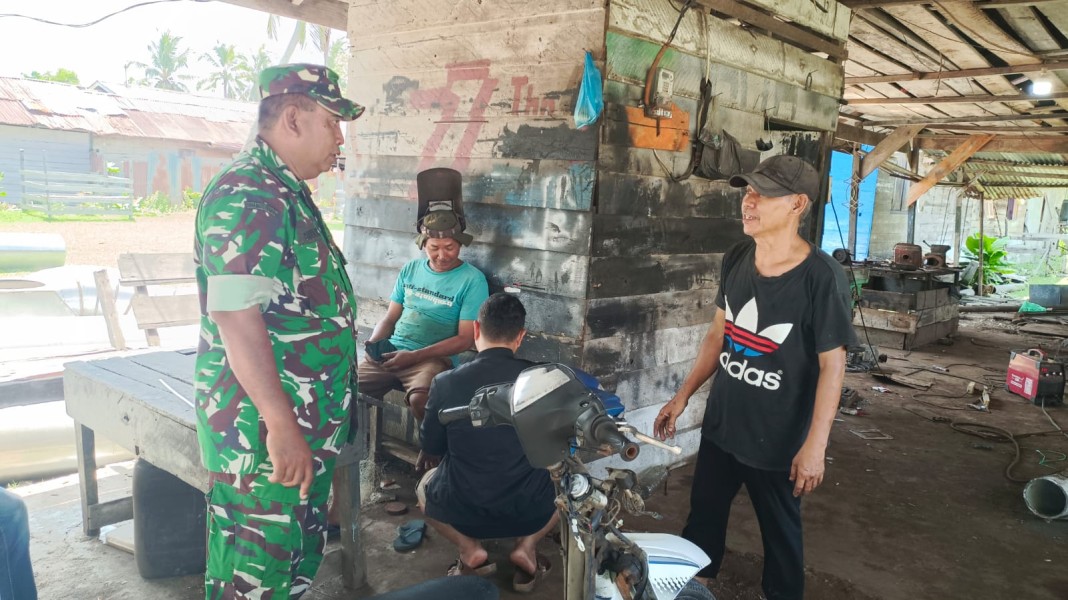 Komsos Babinsa di Teluk Belitung Pererat Kebersamaan Warga Kampung Pancasila