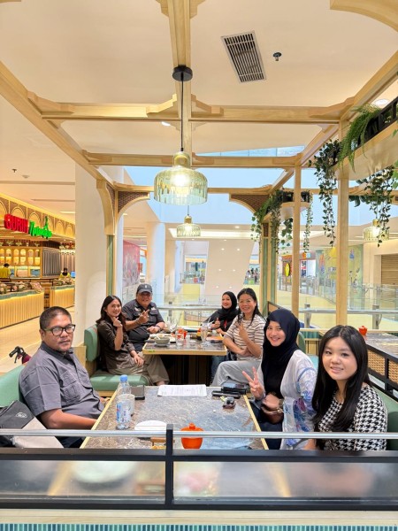 Jelang Festival Melayu Day 2026, Ketua SPSI Propinsi Riau Nursal Tanjung Bersama Ketua EO Ny Mimi dan Koordinator Club Modeling Ny. Yuni, Lakukan Pemantapan.