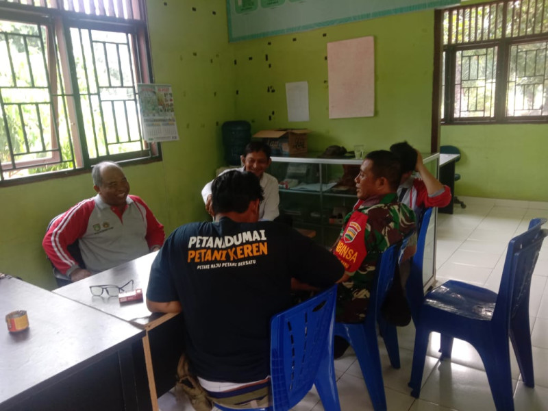 Babinsa Koramil 03 SS Ingatkan Warga untuk Laporkan Aktivitas Mencurigakan