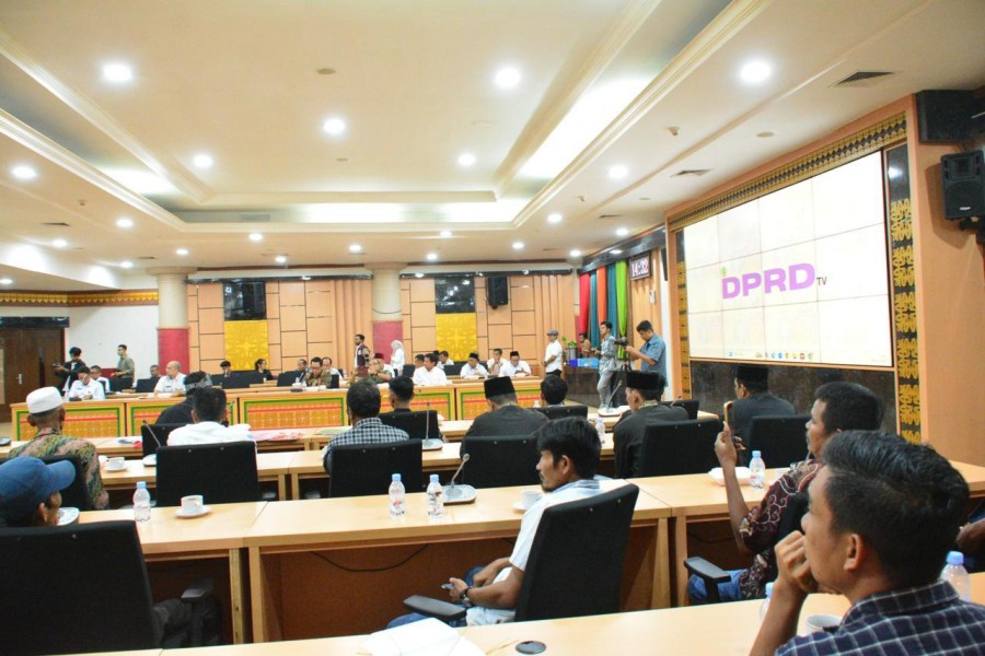Komisi II DPRD Provinsi Riau Minta Tinjau Ulang Perpanjangan HGU Perusahaan Sawit Astra Grup di Rohul.