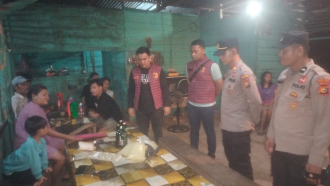 Kegiatan Rutin Yang Ditingkatkan (KRYD) Polsek Kabun Amankan Minuman Beralkohol Dan Kendaraan Tanpa STNK