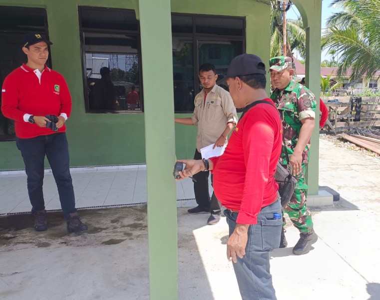 Perangkat Kelurahan dan Babinsa Koramil 06/Merbau Bersinergi Perkuat Persatuan di Kampung Pancasila