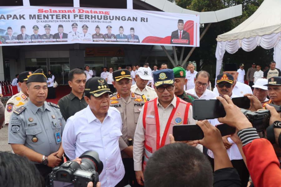 Sebanyak 74 Personil Polres Rohul Diterjunkan Dalam Pengamanan Kunker Menhub RI