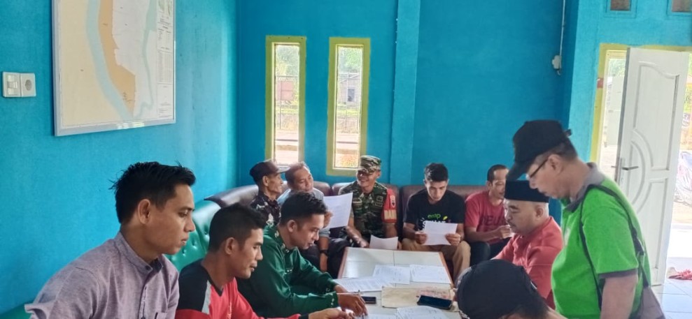 Babinsa Sampaikan Bahwa Perkembangan Media Sosial Jangan Sampai Menggerus Nilai Pancasila