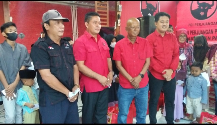 Santunan Anak Yatim, Ketua DPC PDI Perjuangan Apresiasi Giat Reses di Rumah Noto Subianto