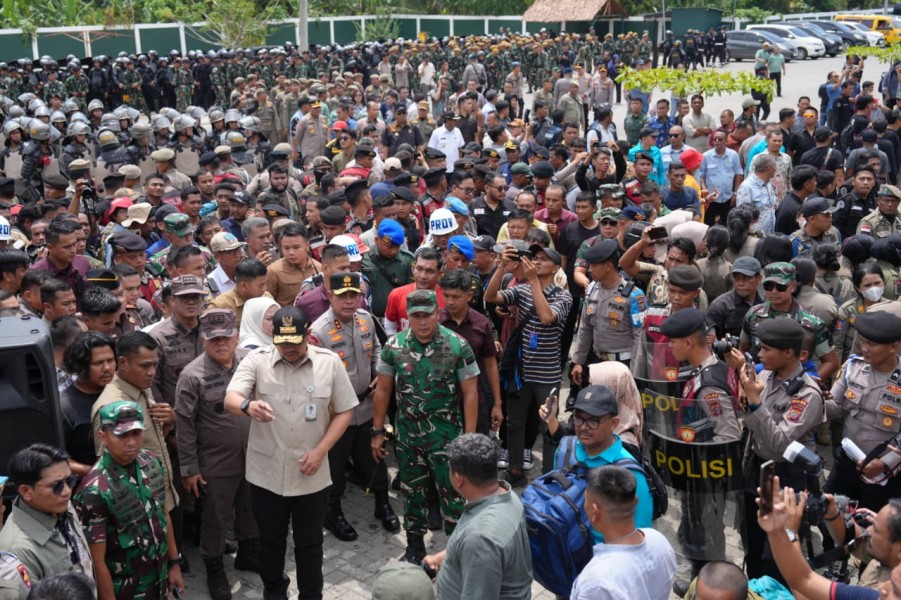 Tim gabungan Polda Sumut, Kodam I/BB dan Pemprov Sumut Rubuhkan THM Marcopolo