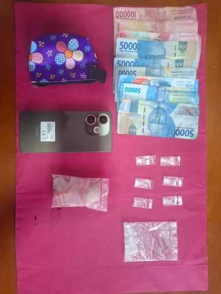 Tak Diberi Ampun, Polsek Bonai Darussalam Berhasil Tangkap Seorang Pengedar Sabu