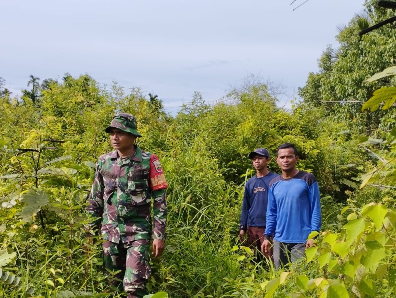 Patroli Humanis, Serma Eri Edukasi Warga Bahaya Pembakaran Lahan