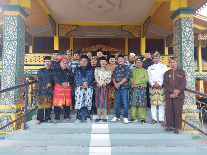 KMBD dan Tokoh Melayu Dumai Sepakat Satukan Langkah Lewat Adat