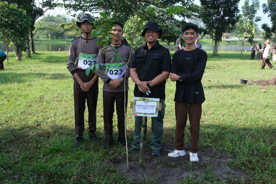 Dandim 0320/Dumai Tanam Pohon Gaharu, Bentuk Kepedulian Terhadap Keberlangsungan Lingkungan Yang Baik