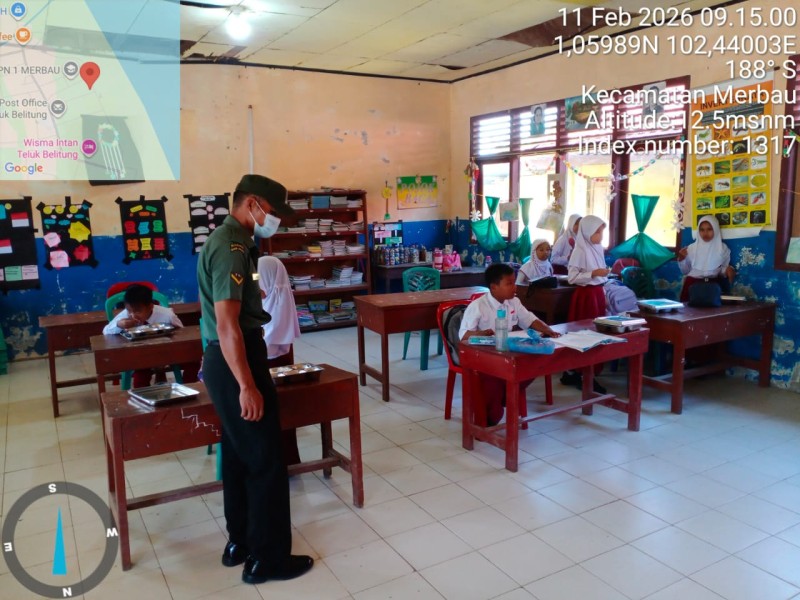 Dukung Konsentrasi Belajar Siswa, Babinsa Merbau Sukseskan Penyaluran Makan Bergizi di Yayasan Bakti Rumah Pemuda