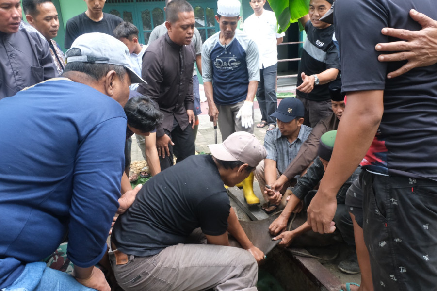 Antusias Warga Dumai Hadiri Penyembelihan Hewan Qurban Kodim 0320/Dumai