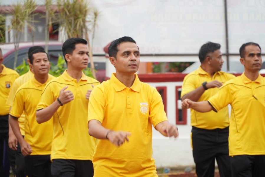 Sambut HUT RI ke 80, Polres Rohul Gelar Olahraga Bersama Masyarakat