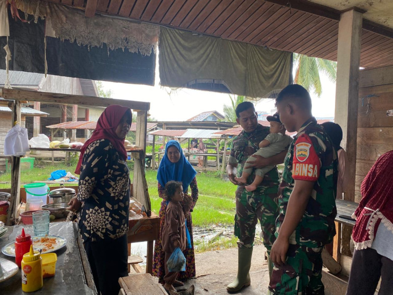 Babinsa Koramil 06/Merbau Dorong Warga Kampung Pancasila Terapkan Hidup Rukun
