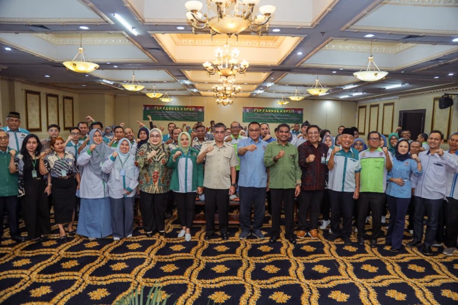 Menaker : Hubungan Industrial Harus Naik Kelas agar Pekerja Tak Tertinggal oleh AI