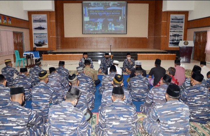 LANAL DUMAI DO’A BERSAMA LINTAS AGAMA UNTUK BANGSA DAN NEGARA DALAM RANGKA HUT TNI AL KE-76