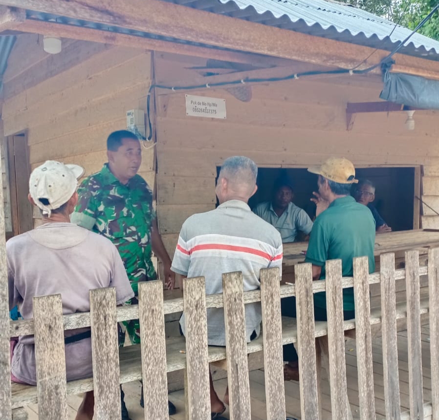 Peltu Suyatno Ajak Warga Teluk Belitung Jaga Kekompakan Melalui Kegiatan Komsos