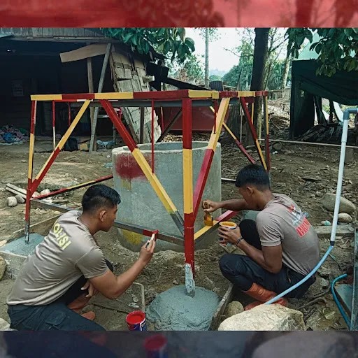 Pulihkan Kehidupan Pascabanjir, Brimob Batalyon C Bersinergi Bangun Air Bersih dan Fasilitas Warga di Batang Toru