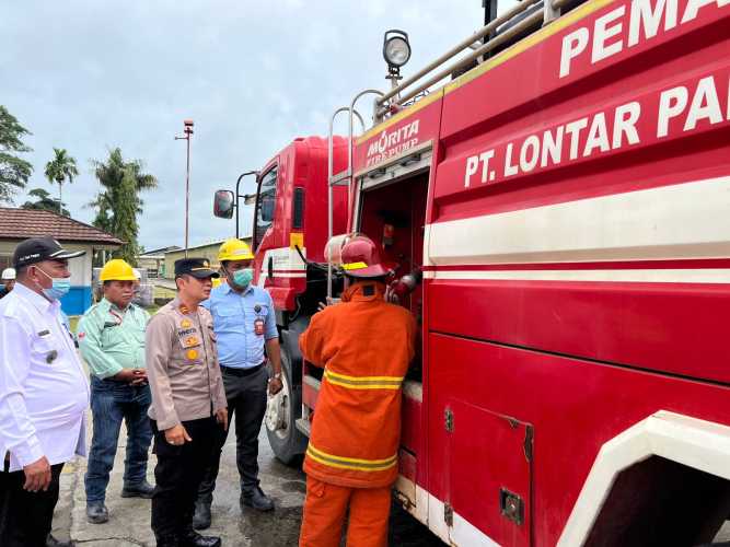 Polsek Tebing Tinggi Melaksanakan Apel Gabungan Kesiap Siagaan Antisipasi Karhutla