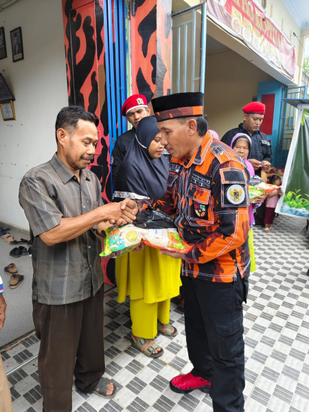 PAC Pemuda Pancasila Sei Sembilan Berikan Santunan Dalam Syukuran Lahir Bulan Ormas