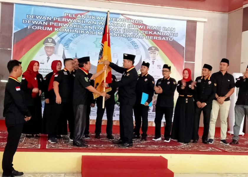 Ketum DPP Lantik Pengurus FKMB Provinsi Riau Masa Bhakti 2023-2028