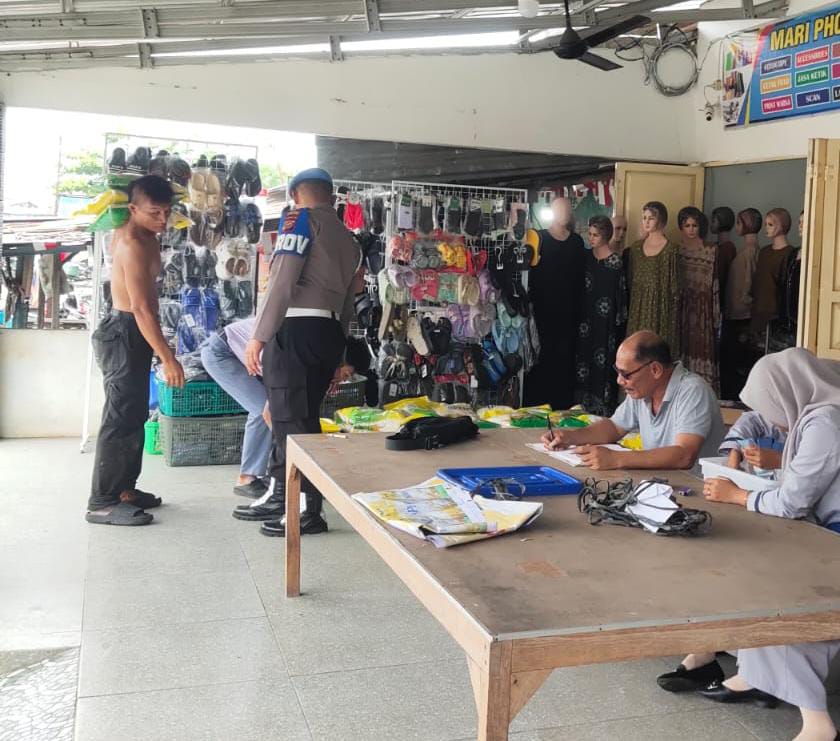 Polres Pelabuhan Belawan Gelar Gerakan Pangan Murah Polri, Jual 3 Ton Beras SPHP ke Warga