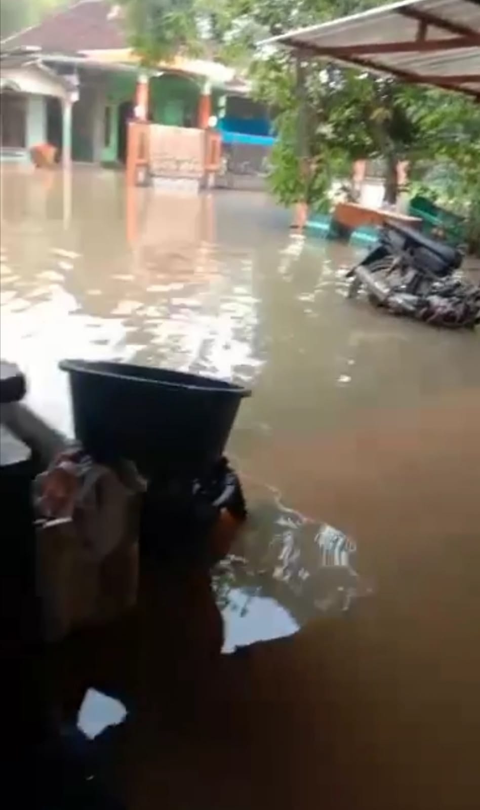 Ratusan Rumah Warga di Dukuh Kedung Banteng Jakenan Terendam Banjir