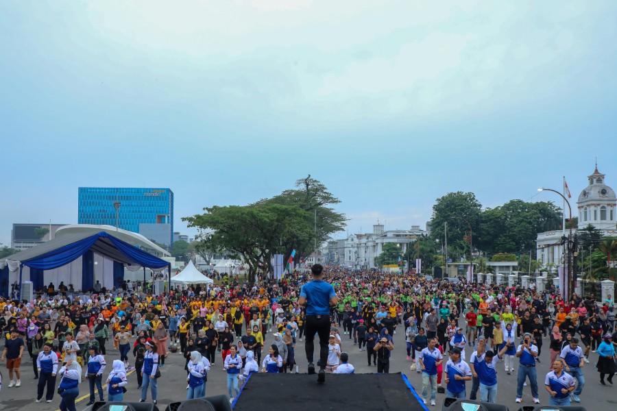 Semarak Car Free Day HUT Bhayangkara ke-79 di Merdeka Walk Medan: Wakapolda Sumut Ajak Masyarakat Hidup Sehat dan Dekat dengan Polri