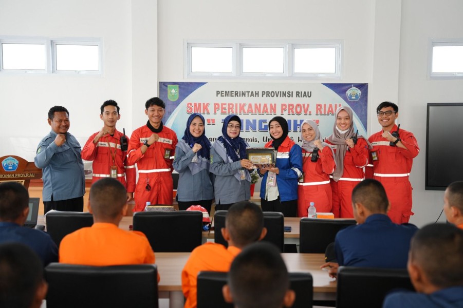 Kilang Pertamina Dumai Edukasi Siswa SMK Perikanan Riau Tentang Pengelolaan K3 di Wilayah Maritim