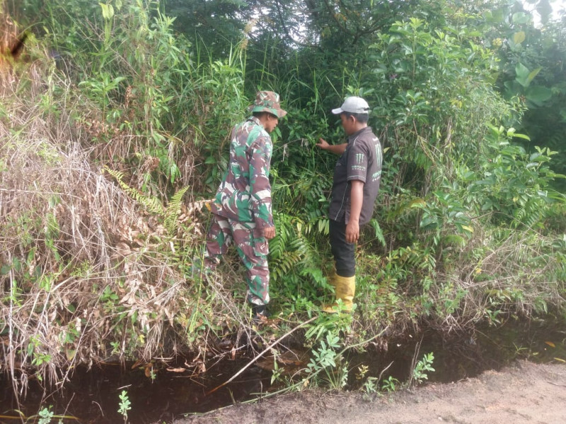Meminimalisir Resiko Karhutla, Sertu Nono Ajak Masyarakat Peduli Lingkungan