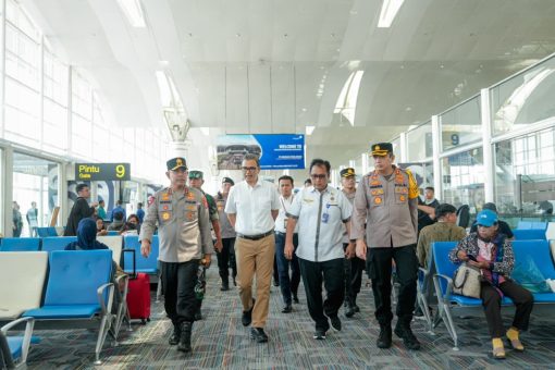Kapolda Sumut Cek Pos Pengamanan Nataru di Bandara Kualanamu, Pastikan Keamanan dan Kenyamanan Penumpang